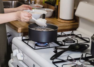Naprawa pogwarancyjna kuchenki gazowej Mastercook – Warszawa