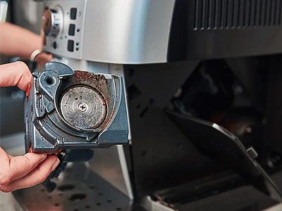 Profesjonalna Naprawa Ekspresów do Kawy – Warszawa i Okolice