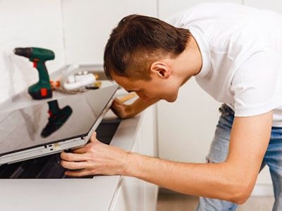 Płyta indukcyjna nie działa? Naprawa płyt indukcyjnych Sharp, LG, Bosch, Amica – Warszawa